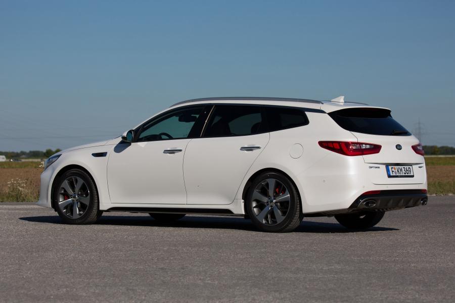  Kia Optima Sportswagon GT 2016 года  (фото 9 из 33)